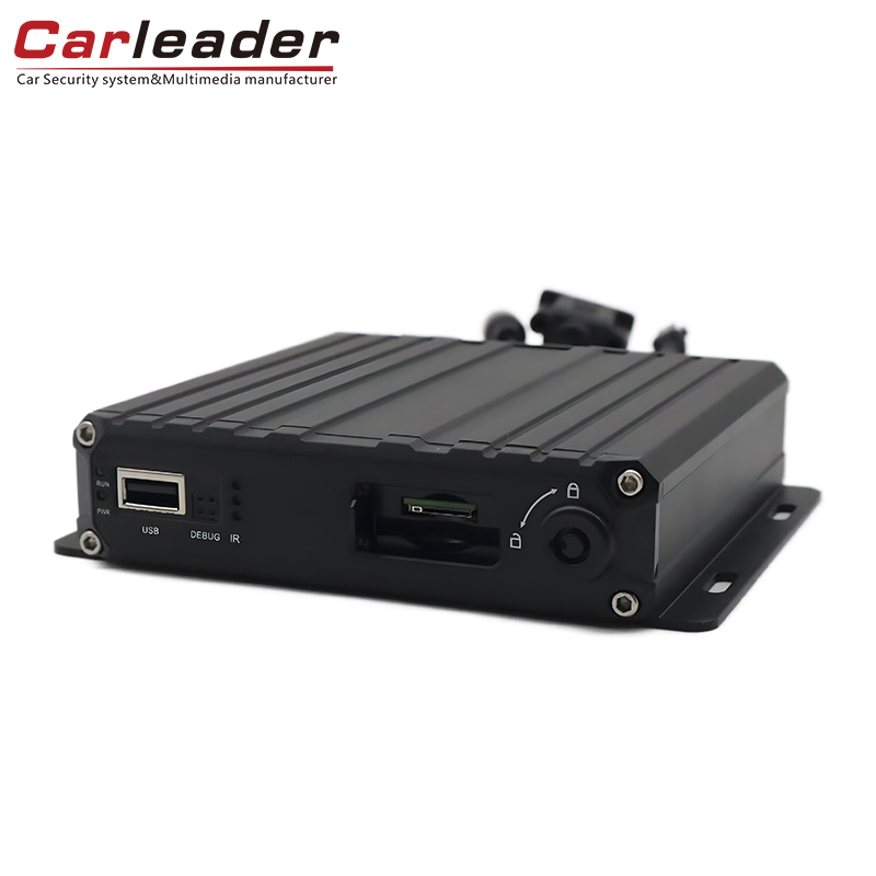Proteggi la tua flotta con Carleader Mini 4ch SD Mobile DVR