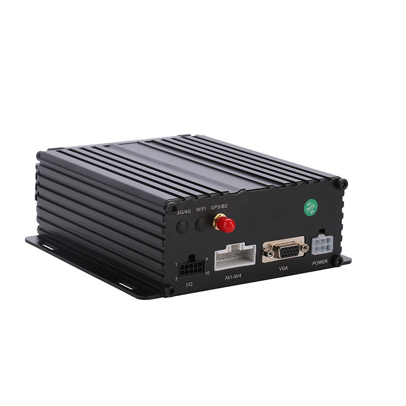 DVR mobile HDD 4G 4CH 720P